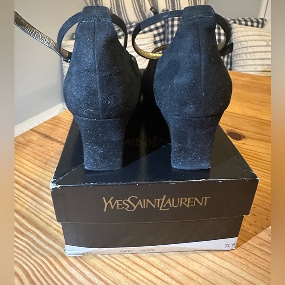Yves Saint Laurent Black Vintage Suede Pumps - Picture 6 of 12